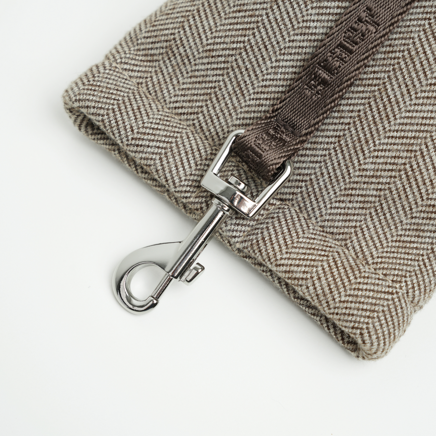 Elma Active Godbidstaske m. Hundeposeholder | Mocca
